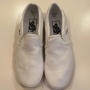 New Vans women’s Classic White Slip-On Sneakers. Size 8.5.